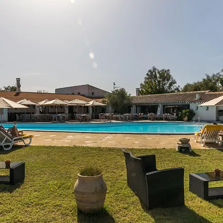 Les Bains Gardians Hotel