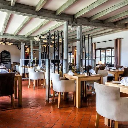 Les Bains Gardians Hotel